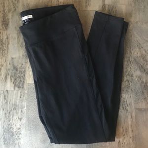 SOLD! 🖤leggings with mesh sides🖤